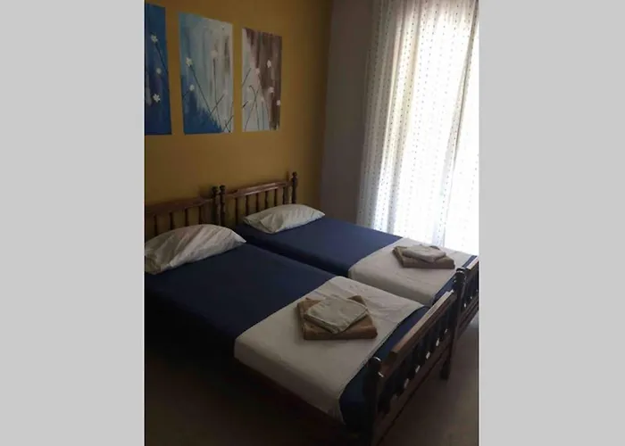 Maki * Paralía