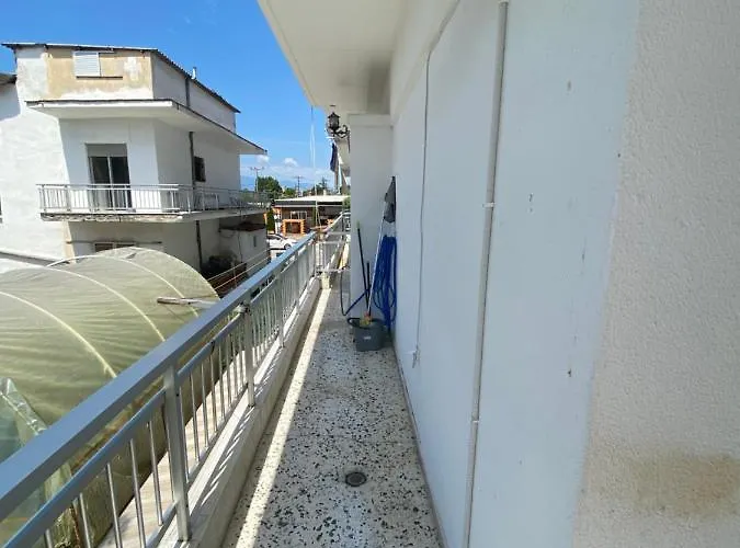 Maki * Paralía