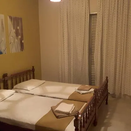 Maki Apartment *