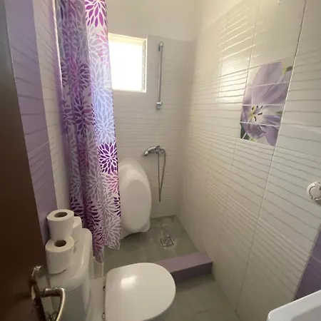 Maki Apartment *